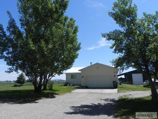 636 N 2743 E, Roberts, ID 83444