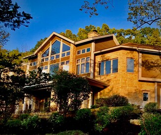 1 Deer Hollow Run, Galena, IL 61036
