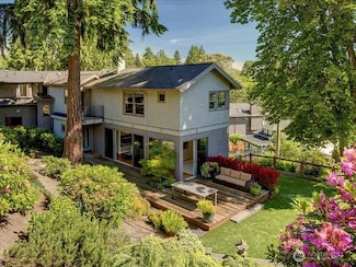 1555 Grand Ave, Seattle, WA 98122