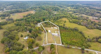 807 Upper Station Camp Creek Rd, Gallatin, TN 37066