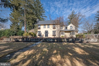 108 S Spring Mill Rd, Villanova, PA 19085