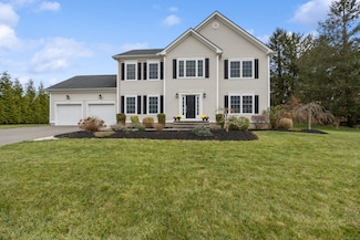 48 Willow St, Cheshire, CT 06410