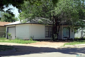 1445 Axtell St, Clovis, NM 88101
