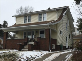 230 S Broadway St, Sugarcreek, OH 44681