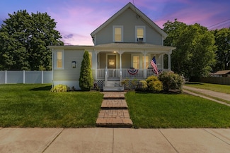 172 Washington Ave, Somerset, MA 02726