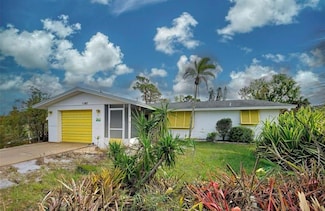 1165 Oxford Dr, Englewood, FL 34223