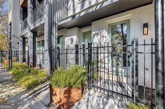 2347 Hosea L Williams Dr SE Unit 16, Atlanta, GA 30317