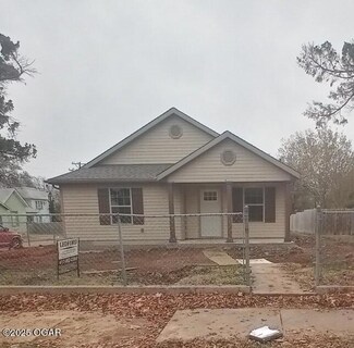 801 Chestnut Ave Unit 801 1/2, Joplin, MO 64801