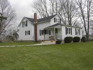 3312 S Country Club Rd, Warsaw, IN 46580