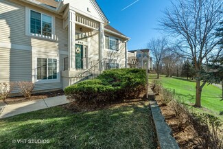 643 Cary Woods Cir, Cary, IL 60013