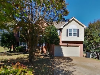 3204 W Yorkshire Ct, Old Hickory, TN 37138