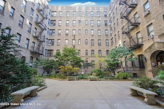 7101 Colonial Rd Unit L5I, Brooklyn, NY 11209