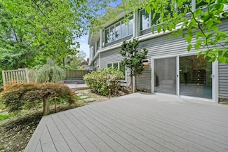 44 Ober Rd, Newton Center, MA 02459