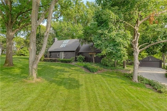 4309 W 75th St, Prairie Village, KS 66208