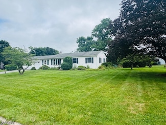 23 Cranbrook Ave, Hillsborough, NJ 08844