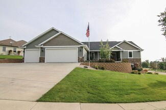 332 S Atwood Ln, Deerfield, WI 53531