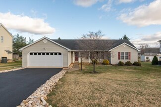 174 Bowmans Run Dr, Stuarts Draft, VA 24477