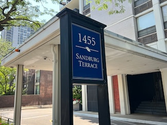1455 N Sandburg Terrace Unit 1504B, Chicago, IL 60610