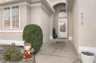 4315 S Davidson Dr, Independence, MO 64055