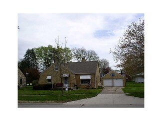 1020 Cedar St, Tipton, IA 52772
