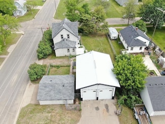 300 4th St SW, Little Falls, MN 56345