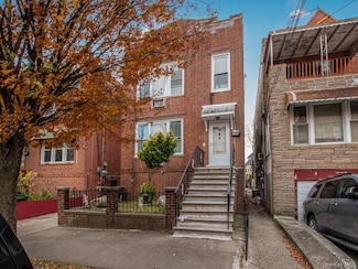 1012 E 225th St, Bronx, NY 10466