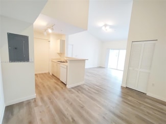 711 SW 111th Way Unit 3047, Pembroke Pines, FL 33025