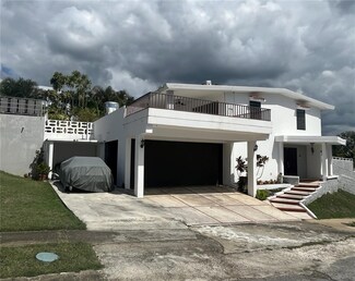 E5 Calle Zulbarran Quintas de Monserrate Dev St, Ponce, PR 00731