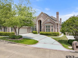 7050 Walden Dr, Tyler, TX 75703