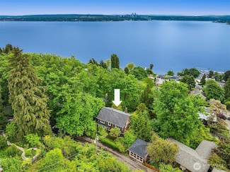 412 36th Ave, Seattle, WA 98122