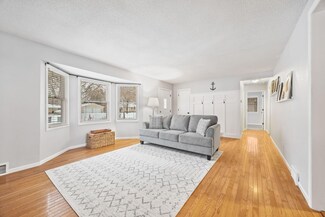 7808 Aster Dr, Brooklyn Park, MN 55428