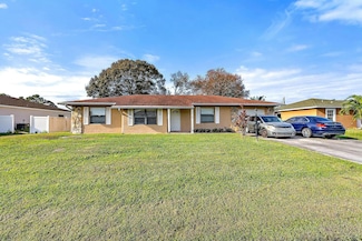 2118 SW Trenton Ln, Port Saint Lucie, FL 34984