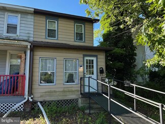 1218 Bannard St, Cinnaminson, NJ 08077