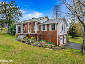 2678 Sunrise Blvd, Kodak, TN 37764