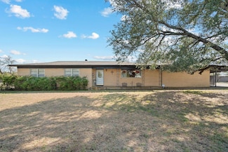 3506 Lakeshore Dr, Weatherford, TX 76087