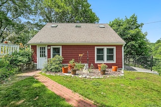 39 East St Unit 2, North Grafton, MA 01536