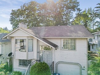 3415 33rd Ave S, Seattle, WA 98144