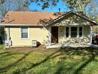 144 N Riley St, Kansas City, MO 64119