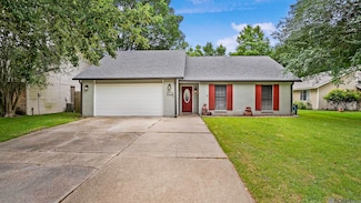 15941 Woodlawn Acres Ave, Baton Rouge, LA 70817