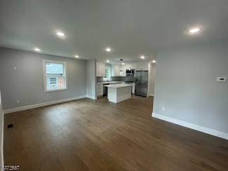 61 Smull Ave, Caldwell, NJ 07006