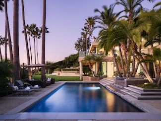 8633 Ruette Monte Carlo, La Jolla, CA 92037