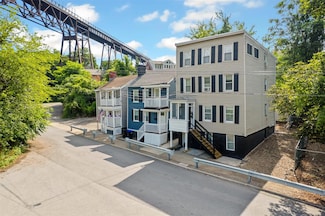15 Albany St, Poughkeepsie, NY 12601