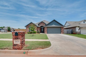 1821 W Zachary Way, Mustang, OK 73064