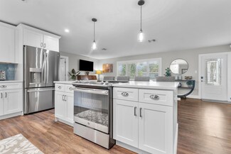 4421 Daffodil Cir N, Palm Beach Gardens, FL 33410