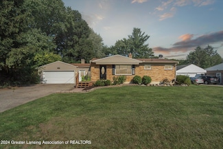5642 Hallendale Rd, Haslett, MI 48840