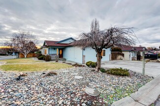 906 Broadview Dr, Grandview, WA 98930