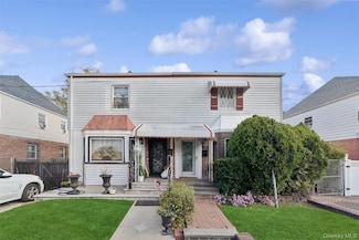 114-109 228th St, Cambria Heights, NY 11411