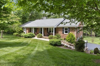 424 Ridgeview Dr, Blacksburg, VA 24060