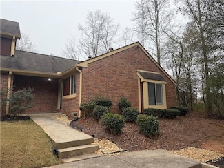 64 Country Place Ct, Alpharetta, GA 30005