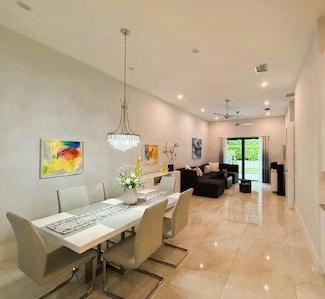 2523 Oceanview Ave, Delray Beach, FL 33444